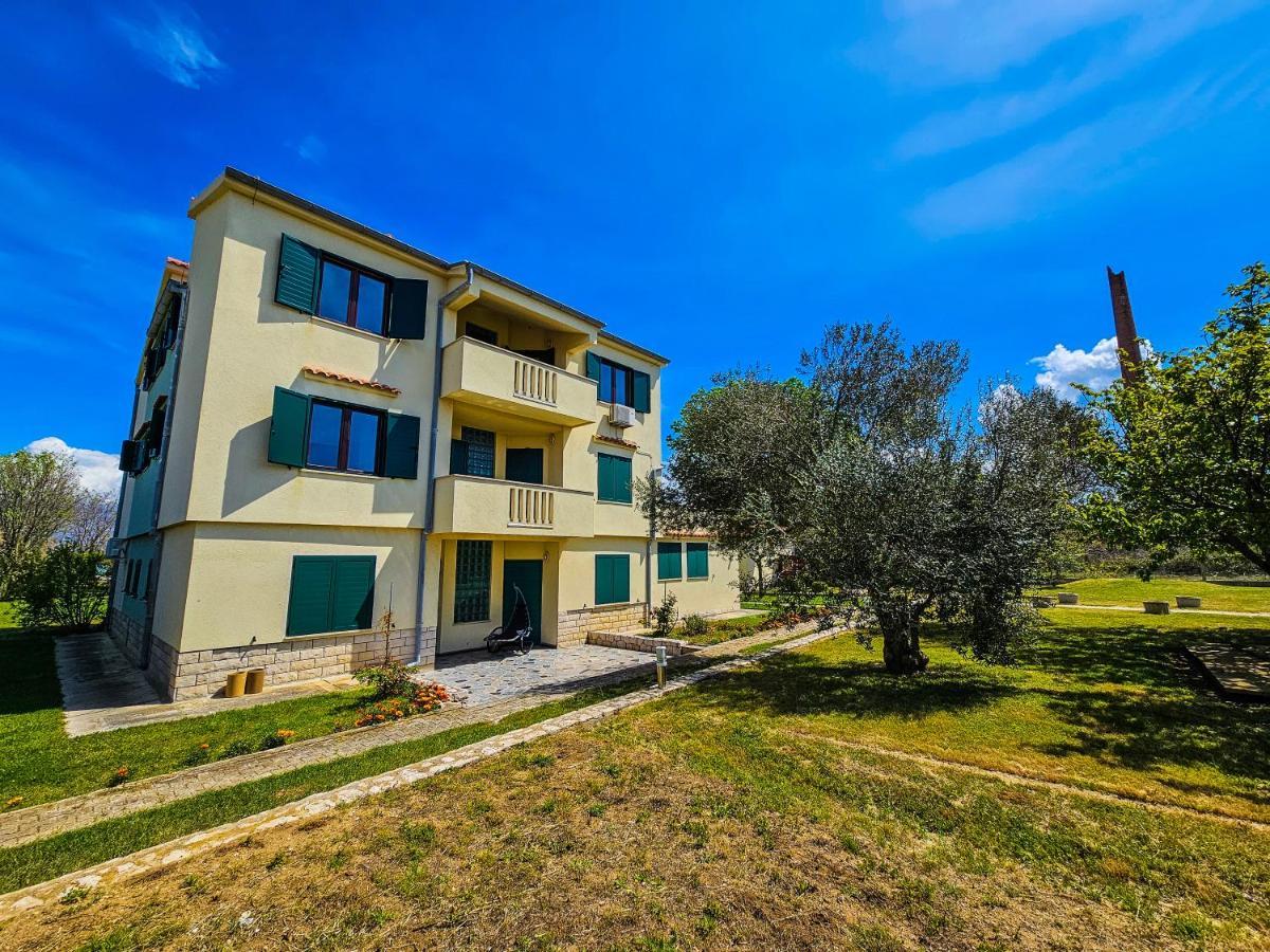 Aenona Sea View Apartments Nin Zewnętrze zdjęcie