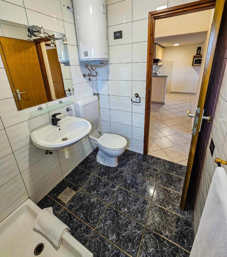 Aenona Sea View Apartments Nin Zewnętrze zdjęcie
